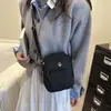 Bolso Pequeño Cuadrado Minimalista Japonés al por Mayor para Mujer Invierno 2025 Nuevo Ligero Elegante Bolso de Hombro de Moda Bolso Cruzado