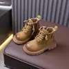 Botas Martin para niños de 6 a 12 años, botas de cuero estilo británico para niñas de otoño e invierno, botines antideslizantes, botas amarillas de moda para niños