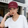 Gorra de Bordado de Letras Pequeñas Sencilla Estilo Coreano para Mujer, Gorra de Béisbol Versátil Casual para Primavera y Verano, Gorra con Visera de Protección Solar