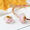Huiyue joyería nueva serie larga Flor de Durazno accesorios para pulsera cuentas de vidrio flor agujero grande hilo cuentas de cristal
