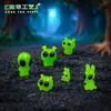 Muñeco de Alien de Ojos Grandes Lindo para Decoración DIY, Accesorio para Colgar, Mini Adorno, Pieza Decorativa Pequeña