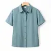 Camisa xadrez de algodão de verão para mães, solta e casual, modeladora e estilosa, com gola de lapela fina e mangas curtas, adequada para mulheres de meia-idade e idosas