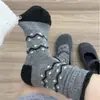 Meias de lã coreanas quentes estilo Fair Isle com listras e forro de fleece para mulheres, comprimento até a panturrilha, com estampas de bolinhas