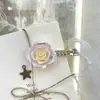 Beleza requintada! Grampo de cabelo com flores salpicadas de strass! Grampo lateral doce de flor com diamante brilhante de alta qualidade, acessórios de cabelo para mulheres