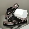 Nuevas chanclas deportivas casuales populares antideslizantes de verano de Vietnam, ligeras y modernas