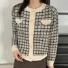 Abrigo de Mujer Estilo Tweed Piedra de Gallo 2026 Nuevo Suéter de Punto para Mujeres Menudas Primavera y Otoño Cárdigan Corto
