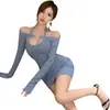 Vestido Sexy de Un Hombro Puro Deseo para Mujer Diseño Nuevo Primavera y Verano Manga Larga Halter Falda de Cadera Estilo Versalles para Chica
