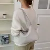Bolso de mano para mujer, nueva colección de otoño 2026, estilo retro, gran capacidad, adecuado para el uso diario y para ir al trabajo, versátil y que irradia un ambiente sofisticado; un bolso de hombro que se puede llevar debajo del brazo