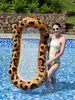 Cama flutuante inflável de PVC com estampa de leopardo para entretenimento aquático de verão, cadeira de descanso inflável de PVC espesso para adultos com assento em rede, colchão flutuante