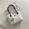2026 Nueva Bolsa de Tote de Lunares para Mujer, Bolso de Hombro Único de Gran Capacidad, Moderno, para Viajes, Versátil, Casual, Bolso de Axila, Venta al por Mayor