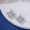 Nuevos Pendientes de Estrella Hueca con Microincrustaciones de Circonita en Cobre para Mujer, Estilo Coreano y Japonés, Pendientes de Moda Ins de Lujo Ligero con Temperamento al por Mayor