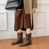 Botines retro de mujer con punta cuadrada y tacón oculto, nueva colección otoño/invierno 2026, botas de pierna ancha versátiles, elegantes y que estilizan.