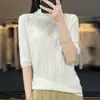 Camisa de Tricô Feminina Cor Sólida Versátil Slim Fit Gola Meia-alta Manga Curta Primavera e Verão 2024 Nova Moda Camiseta de Tricô Manga Curta