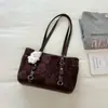 Bolso Retro de Temporada Otoñal para Debajo del Brazo para Mujer 2026 Nuevo Estilo Gran Capacidad Casual Bolso de Hombro Único Bolso Tote de Gamuza
