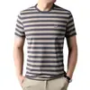 Camiseta de Manga Corta para Hombre Verano 2026 Seda de Morera Mediana Edad Seda de Hielo de Gama Alta Rayas Cuello Redondo Manga Media Camiseta para Hombre Ropa para Hombre