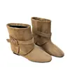 Botas cáqui Botas estilo Dr. Martens Botas curtas femininas sapatos de primavera e outono salto grosso camurça botas de cano médio novo estilo emagrecedor 2025 empilhadas