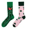 Nuevos Calcetines Creativos de Estilo Pareja Asimétricos de Moda Otoño e Invierno Personalidad de Moda Jacquard de Dibujos Animados de Moda Calcetines Largos de Algodón