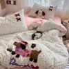 Novo Conjunto de Quatro Peças Bordado Chenille Algodão Lavado Nuvem Super Macio Capa de Edredom Macia Amiga da Pele Conjunto de Três Peças para Dormitório Estudantil Venda por Atacado