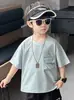 Camiseta de Bebê Menino Verão 2026 Novo Estilo Top de Gola Redonda Infantil Fresco e Bonito Casual Fino de Manga Curta Roupa de Verão para Meninos
