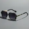 Gafas de Sol Unisex Versátiles 2026 Moda Transfronteriza Montura Cuadrada Clásica Elegantes Retro Anti-UV Neutras