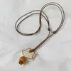 Collar Colgante de Zorro Lindo Pequeño para Mujer Retro Marrón Hecho a Mano Qi Si Li Alrededor de Otoño e Invierno Cadena de Lana