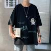 Camiseta de manga curta estilo Hong Kong masculina solta tamanho grande verão moda marca tendência top meia manga casal roupas simples