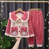 Novos Pijamas Infantis Outono e Inverno Coral Fleece Desenho Animado Estilo Japonês Kulomi Quente Flanela Roupa de Casa para Crianças de Meia-Idade e Grandes