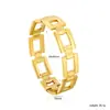 Pulsera de cadena cuadrada hueca de estilo europeo y americano, intrincadamente elaborada, brazalete de estilo único, acero inoxidable chapado en oro de 18 quilates