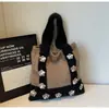 Moda 2025 Inverno Nova Moda Casual Bolsa de Tricô Bolsa de Ombro Bolsa Tote com Flores Coloridas Bolsa de Axila Bolsa Feminina