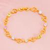 Novo estilo coreano pulseira feminina de cristal de zircônia imitação de coração de amor ouro 18K personalidade pulseira de coração de pêssego ouro areia entrega em uma peça