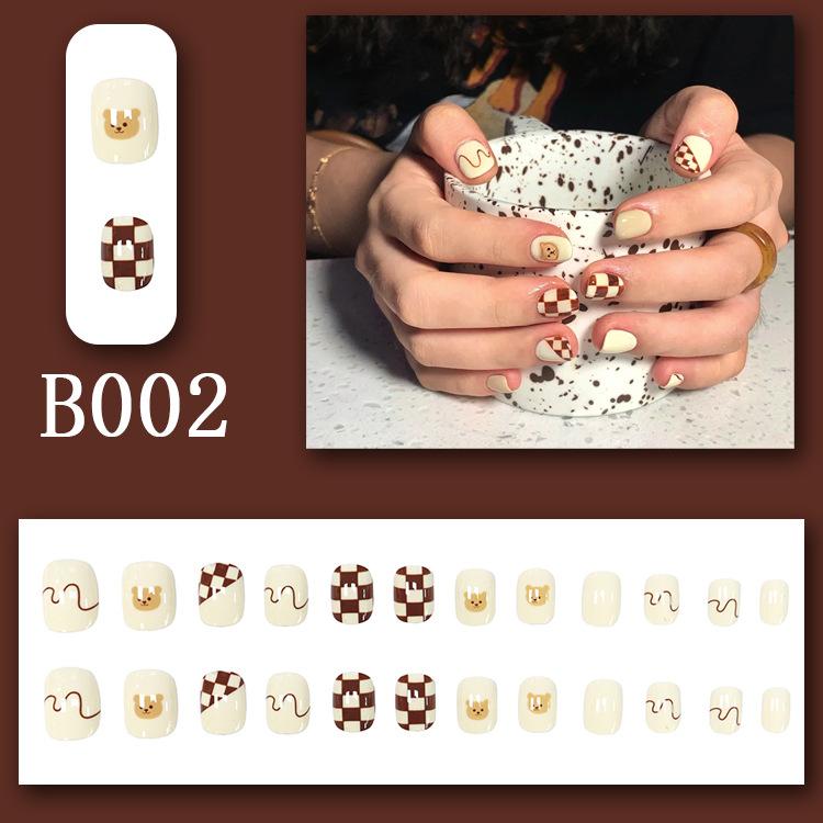 B002