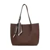 Bolso de mujer de gran capacidad, nuevo bolso de hombro casual de color liso para el otoño de 2026, bolso tote elegante y simple para ir al trabajo