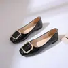 Zapatos de Salón Bajos de Charol Modernos 2025 Zapatos Profesionales de Trabajo para Mujer Nueva Temporada Primavera/Verano Puntera Cuadrada con Hebilla Cuadrada Metálica