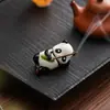 Adornos de Cerámica Pintados a Mano de Lindo Panda Rojo Creativo Mascota de Té para el Hogar Interior Portaincienso de Sándalo Portaincienso Portaincienso