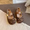 Zapatos Birkenstock para Niñas Zapatos de Cuero Primavera y Otoño Nuevos Zapatos de Princesa para Niños Mocasines Suela Suave Elegantes Retro Zapatos Individuales