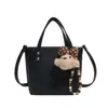 Bolsa Saco de Alto Acabamento para Mulheres 2026 Nova Bolsa de Ombro Transversal Casual Moda Simples Tendência Bolsa de Mão para o Dia a Dia