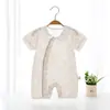 Nuevo mameluco de verano transpirable de manga corta para bebé, ropa de aire acondicionado para recién nacidos, ropa de verano para niños y niñas, mameluco sin costuras Clase A
