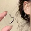 Pendientes Sencillos y Elegantes en Forma de Corazón, Nuevo Diseño Retro de Nicho de Moda 2026, Pendientes de Botón de Lujo Ligero, Adelgazantes para Caras Redondas