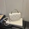 Colección Otoño 2026: Elegante y Único Bolso de Mano Cuadrado Pequeño con Patrón de Diamantes, un Bolso Cruzado Chic y Refinado con un Estilo "Old Money", Bolso de Mano para Mujer al por Mayor