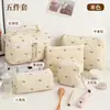 Bolsa de Maquiagem Acolchoada com Laço Bolsa de Higiene Pessoal Portátil para Viagem Envelope Vermelho Bolsa de Armazenamento de Cosméticos Multifuncional de Grande Capacidade