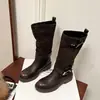 Botas de montar para mujer de piel de vaca + ante de vaca, botas nuevas de caña recta, puntera redonda de cuero genuino con hebilla de cinturón, tacón medio, acabado envejecido, botas de media pantorrilla para mujer