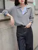 Jersey de Punto Rayado con Solapas Cosidas Estilo Commuting para Mujer 25 Otoño Nuevo Suave Ceroso Top de Punto Pequeño