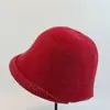 Nuevo Sombrero de Pescador de Lana de Punto Estilo Japonés de Nicho con Ala Enrollada para Mujer, Versátil para Adelgazar la Cara, Versión Coreana, Otoño e Invierno 2025