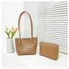 Bolsa de ombro tote tecida estilosa e moderna, bolsa vazada para vegetais, bolsa de ombro única personalizada, tendência de grande capacidade, bolsa de axila