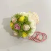 Chaveiro de Lã Tricotada Rosa Pingente de Placa com Palavra da Sorte Buquê de Flores Artificiais Rosa Exquisito Chaveiro Atacado