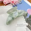 Impresionante Pinza Curva de Garra de Acetato Imitación Colorida Moda Temperamento de Gama Alta Personalidad Versátil Sencillo Pinza de Tiburón Accesorio para el Cabello para Mujeres