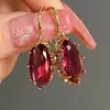 Moda Europea y Americana Sencillos Pendientes con Hebilla de Ocho Garras Incrustados con Piedras Preciosas Ganchos para Oreja Ovalados Palacio Serie Tesoro Colorido Cj Lujo Accesible