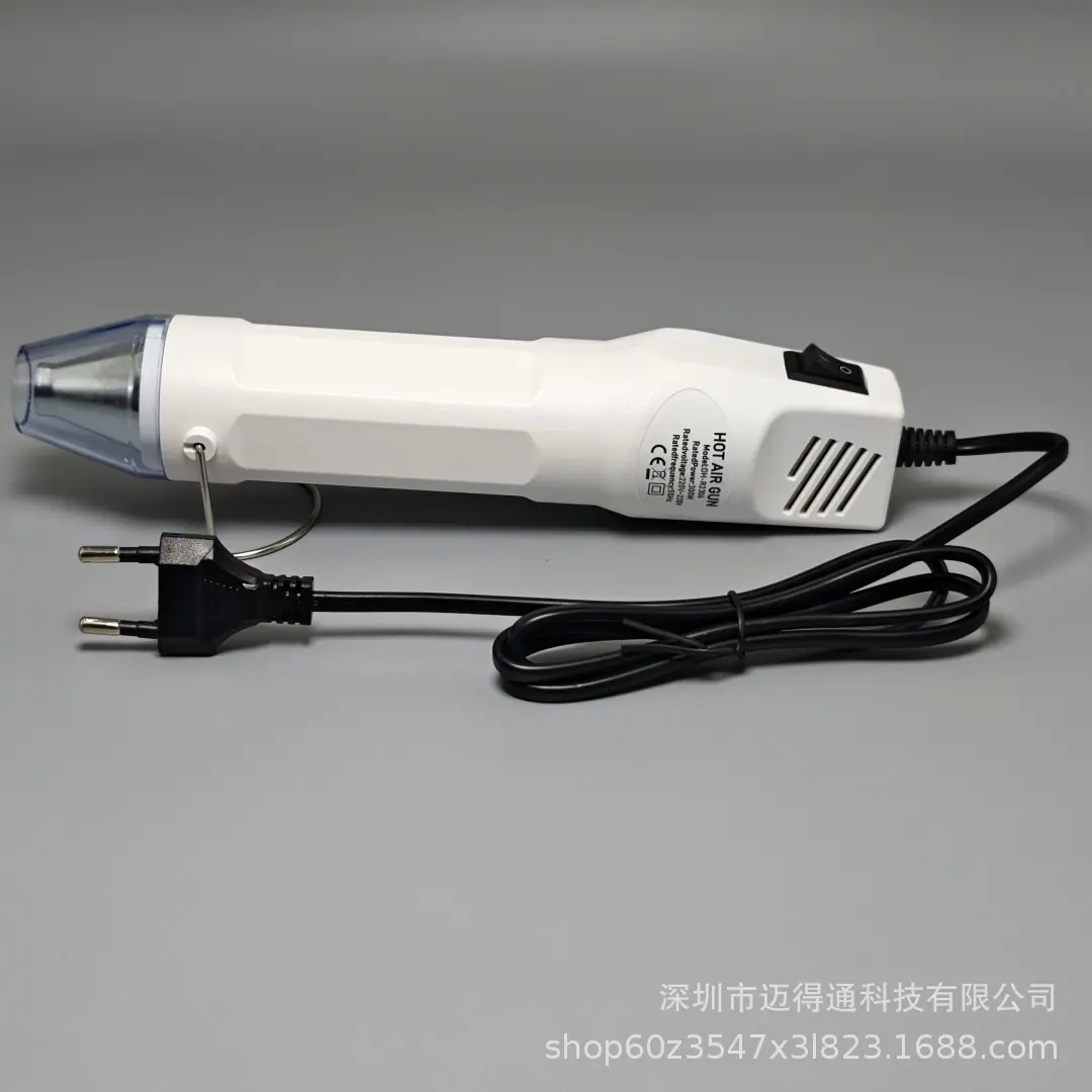 白色