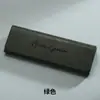 Estuche Triangula para Gafas con Textura de Cuero Aprobado por Fábrica, Estuche Resistente a la Presión Anti-Luz Azul para Miopía Óptica, Se Puede Imprimir con Logo