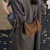Bolso de Hombro Retro de Cadena de Alta Gama Otoño/Invierno para Mujer 2026 Nuevo Pequeño de Nicho Versátil para Viajes Diarios de un Solo Hombro Cruzado